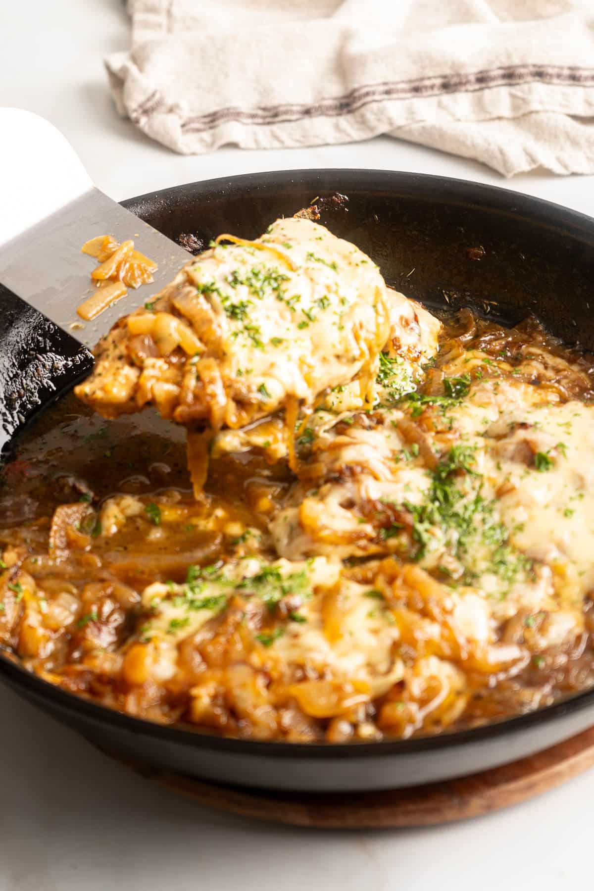 Chicken and Gruyère: The Ultimate Comfort Food with Swiss Cheese