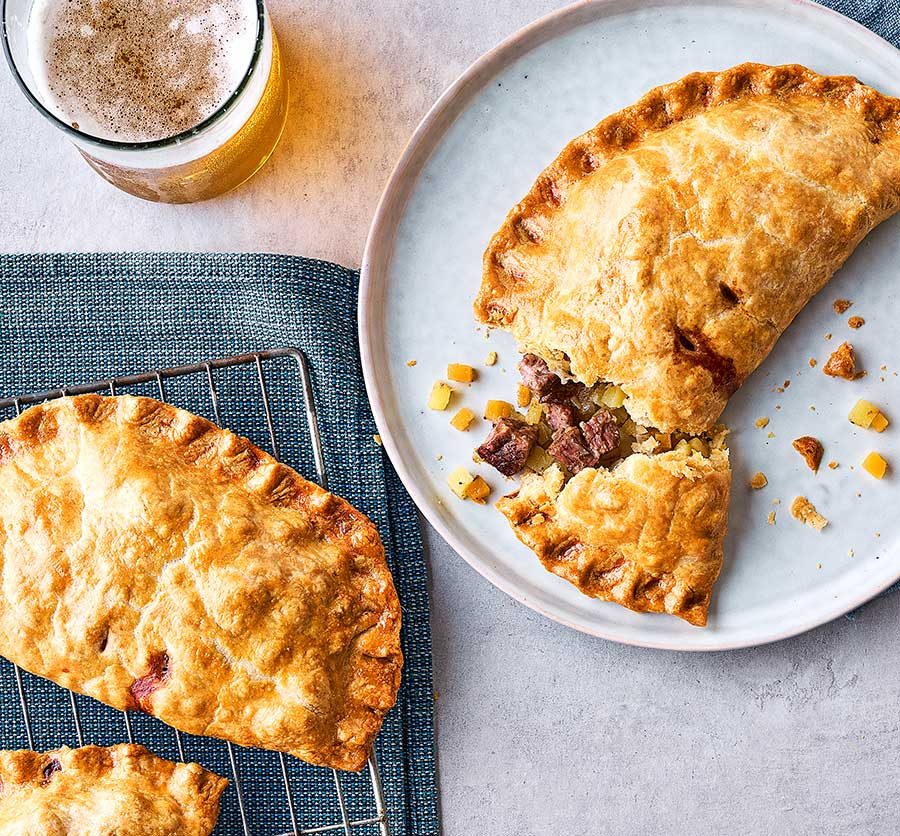 Traditional Beef Pasties: Easy Recipe for Homemade Meat Pies