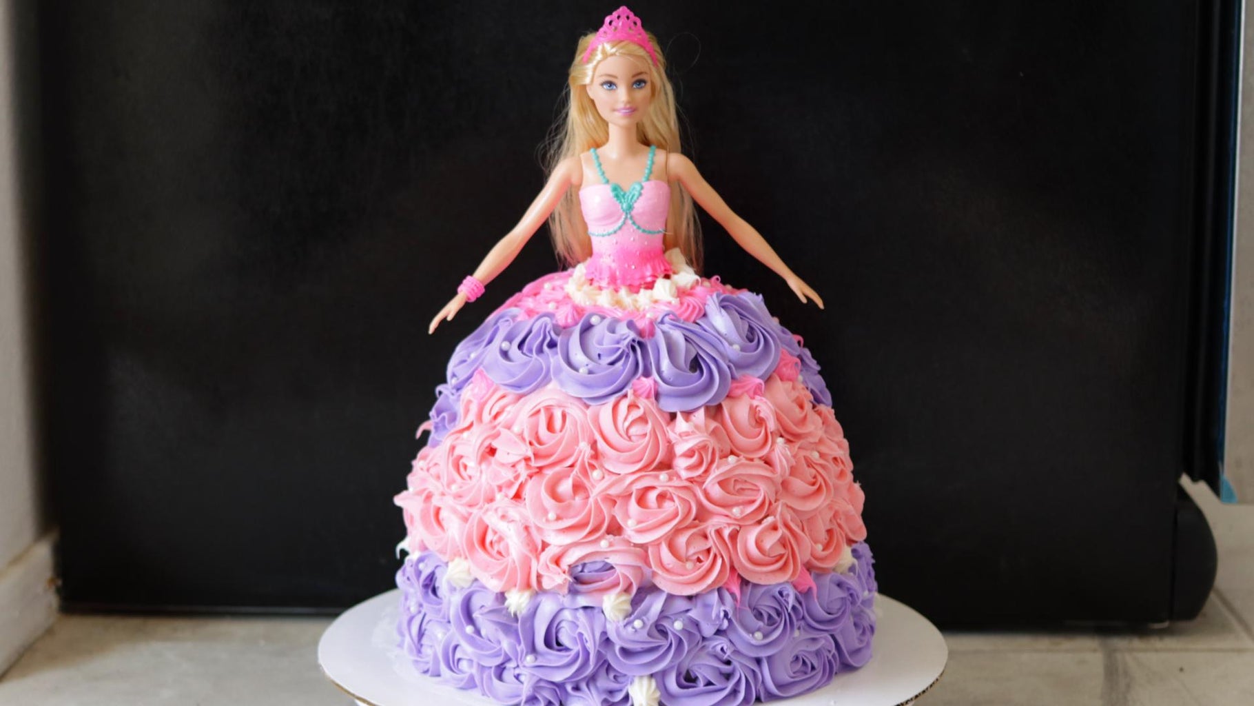 How to Make a Stunning Barbie Birthday Cake: Step-by-Step Guide