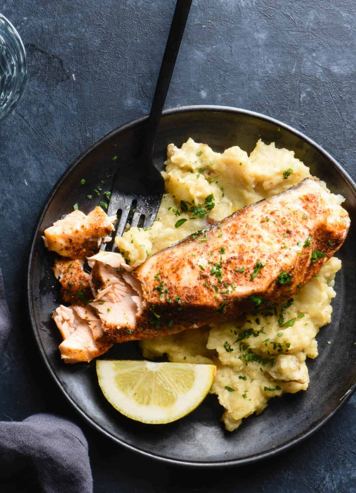 Healthy Salmon and Mashed Potatoes: A Comforting Meal You'll Love