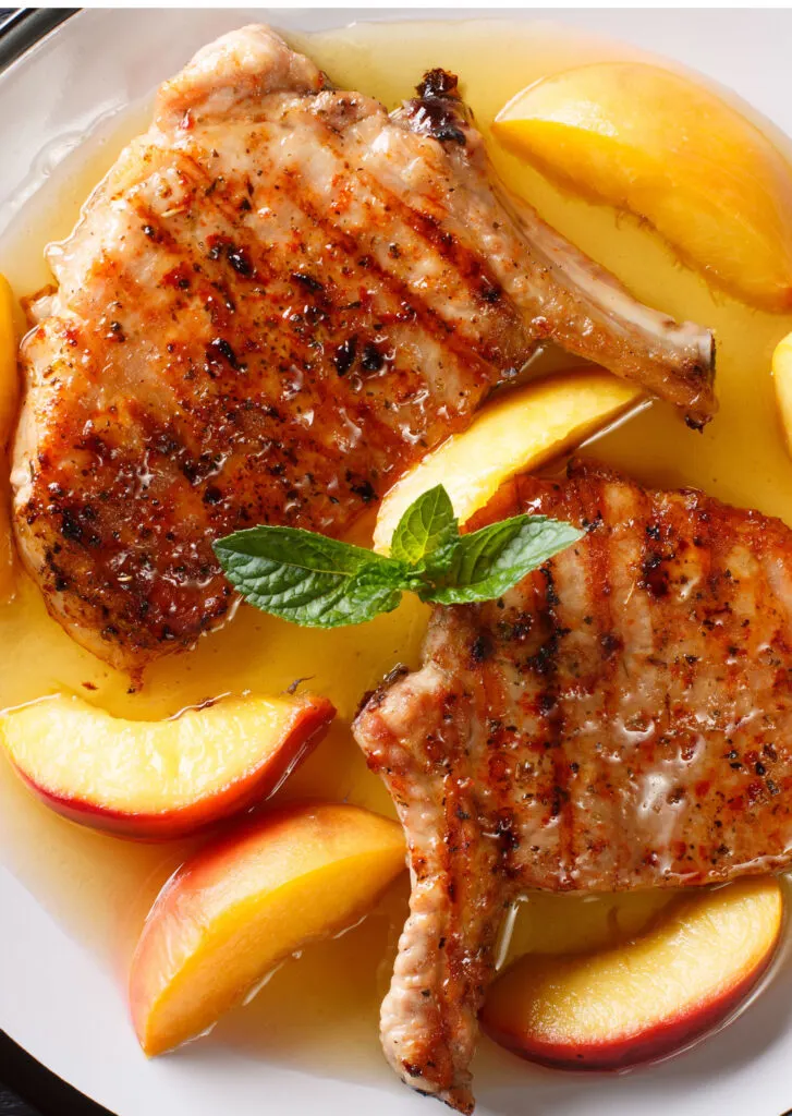 Easy Peach Glazed Pork Chops with Herbs: A Tasty Weeknight Meal