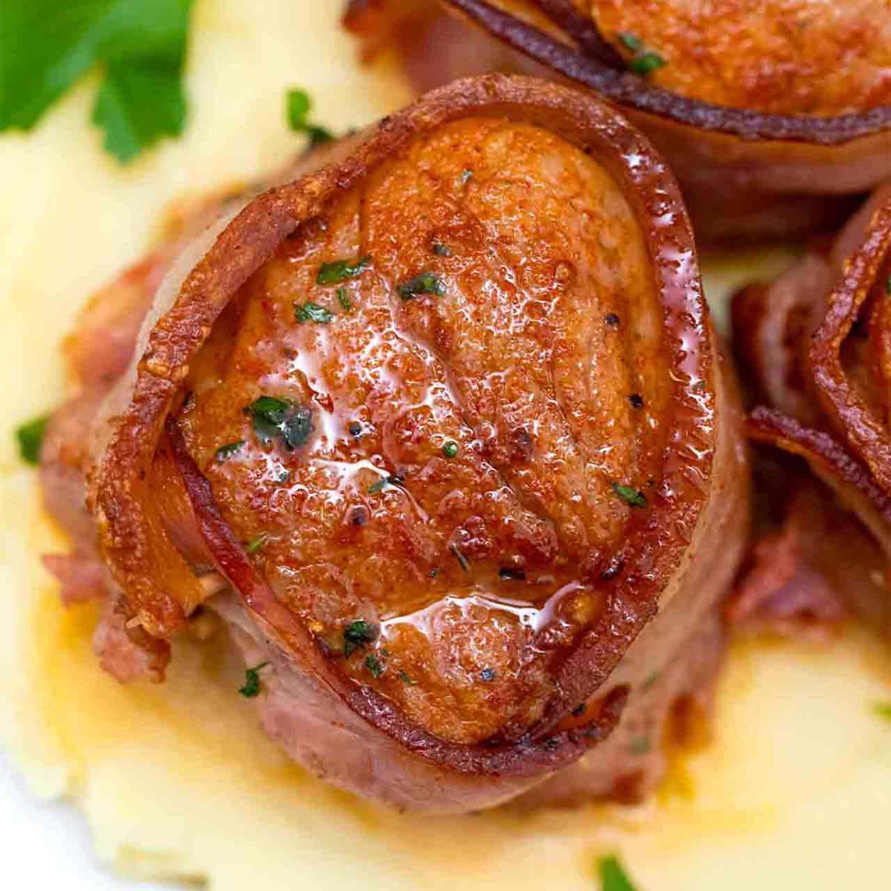 Delicious Bacon-Wrapped Pork Medallions Recipe for Perfect Flavor