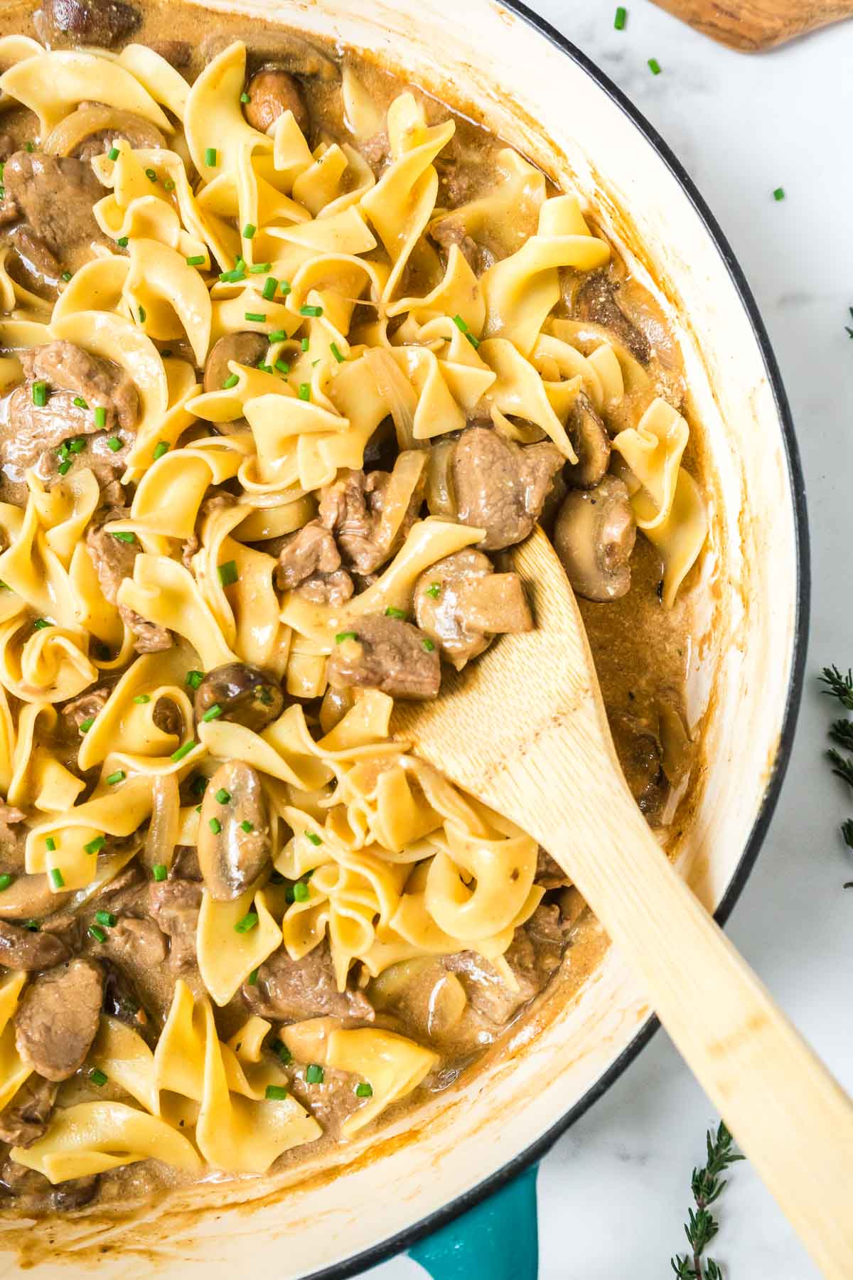 How to Make Beef Stroganoff Without Sour Cream: A Simple and Tasty Recipe