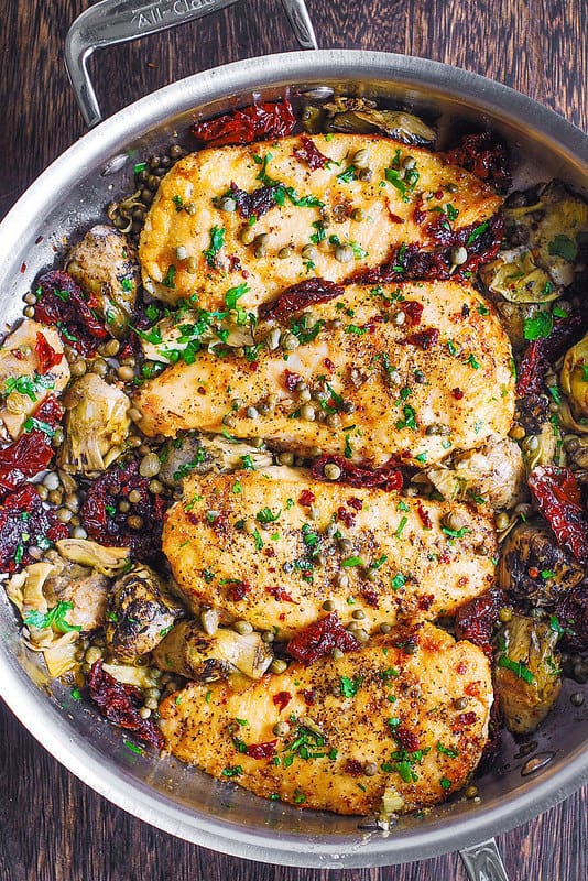 Chicken with Sun-Dried Tomatoes and Artichokes: A Flavorful Dinner Idea