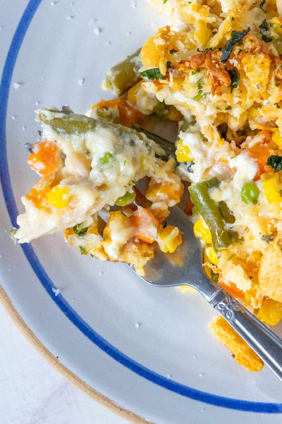 Ultimate Creamy Chicken and Vegetable Casserole for Comfort Food Lovers