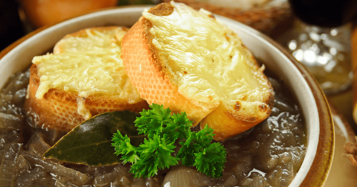 Delicious Sides to Complement French Onion Soup: From Crusty Bread to Salads