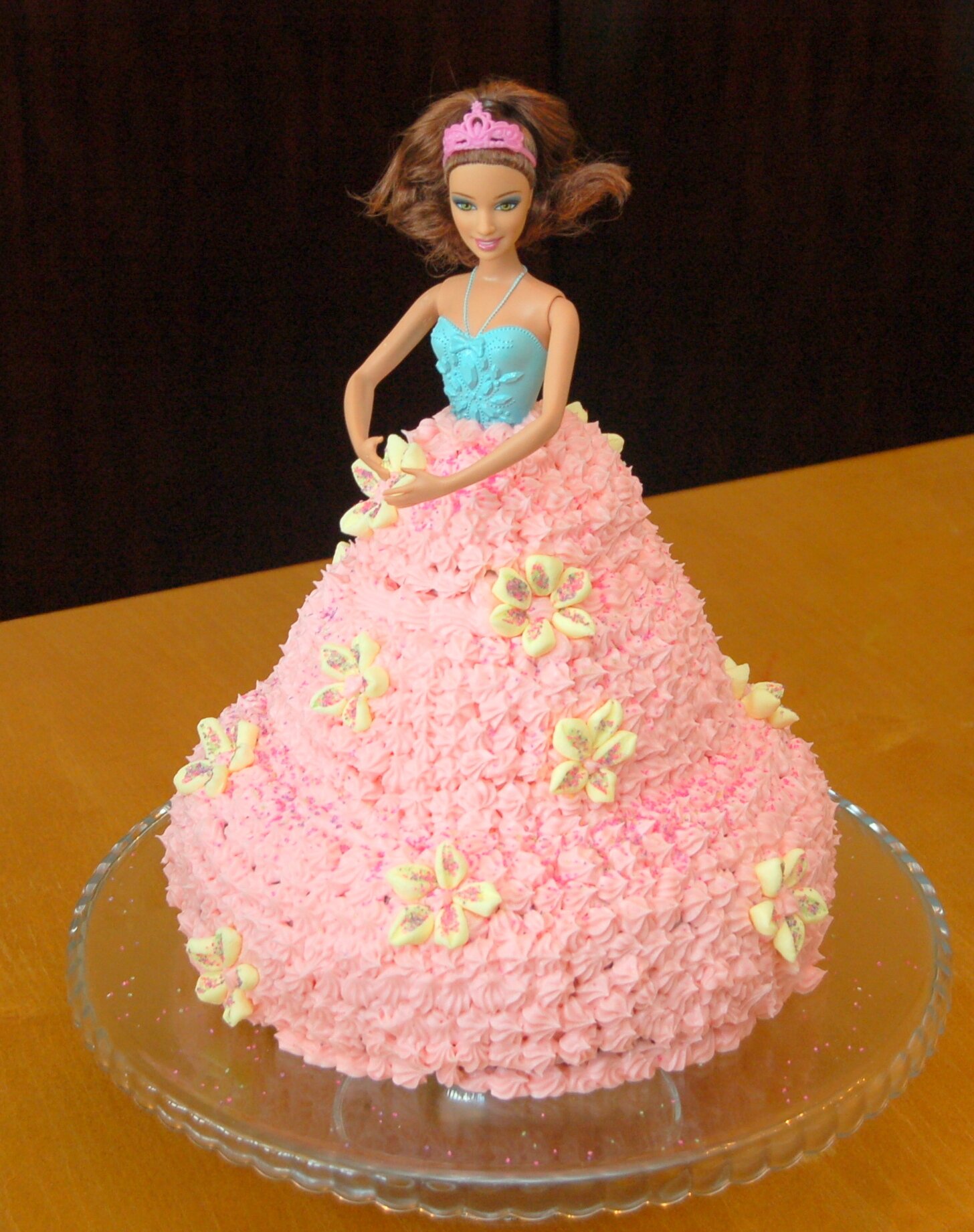 Create a Beautiful Barbie Birthday Cake with These Simple Tips