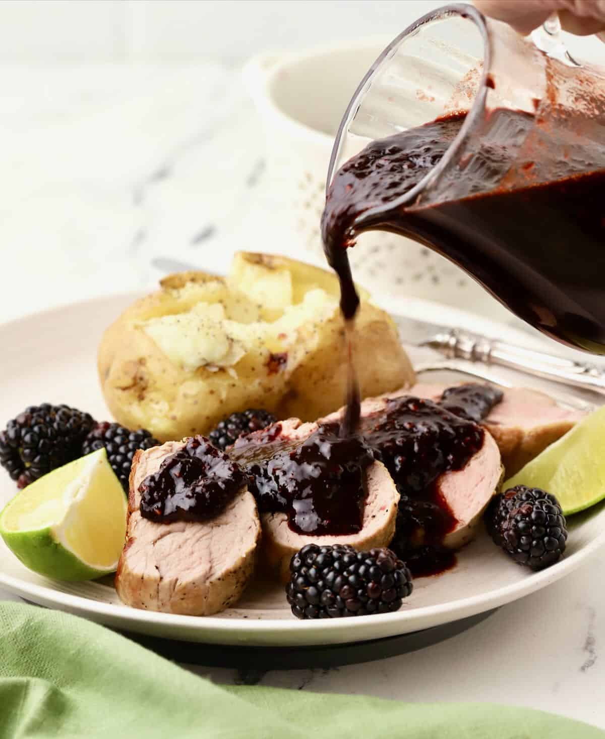 Delicious Pork Tenderloin with Blackberry Sauce Recipe